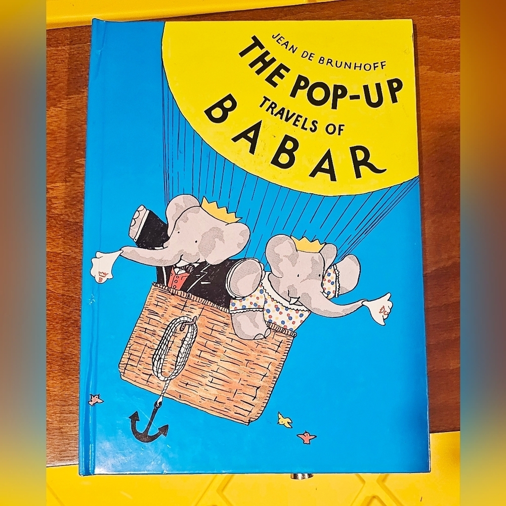 Babar's Pop-Up Adventure Book - Blue & Yellow